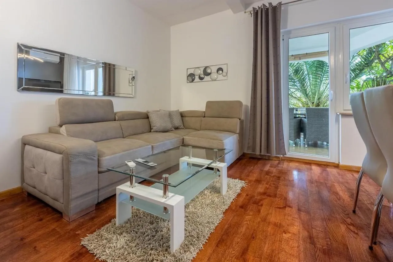 Apartment Villa Zdenka 크리크베니카
