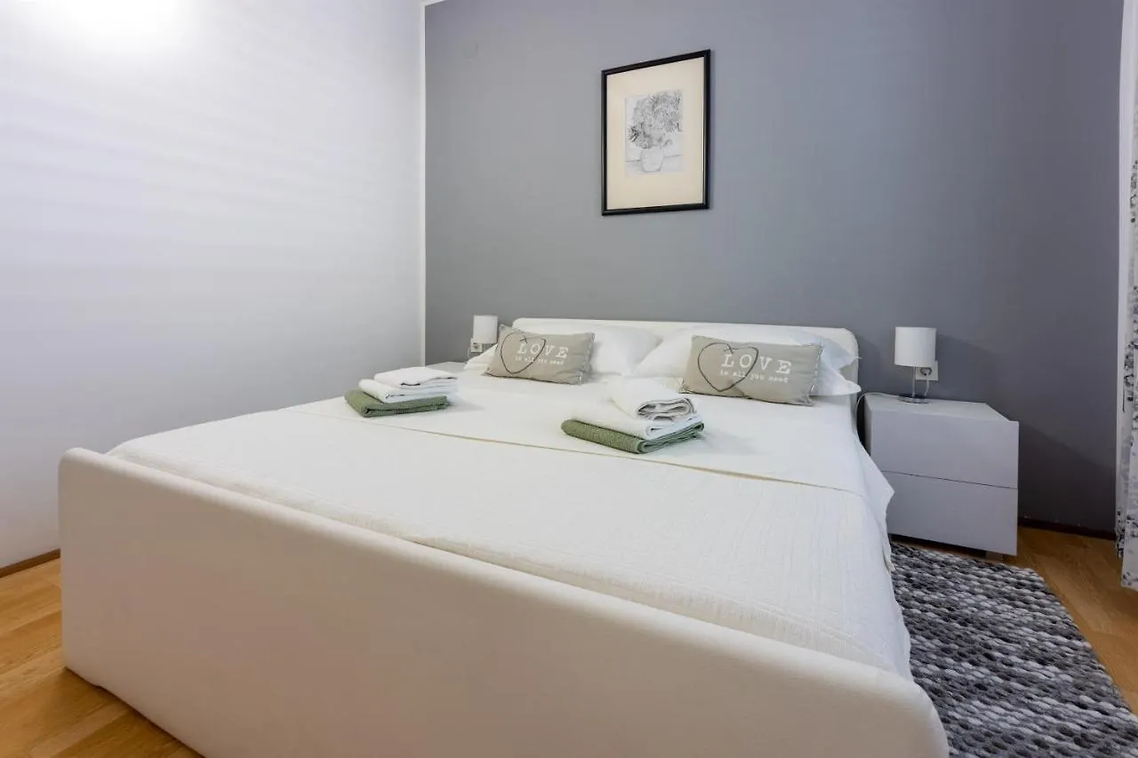 Apartment Villa Zdenka 크리크베니카 0*,